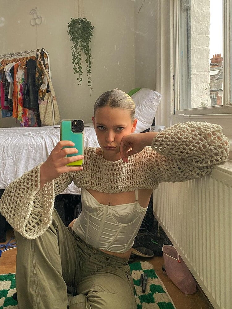 Top corto de punto crochet con manga holgada estilo Y2K Camisetas manga larga Tops El Vestidor de Carlota