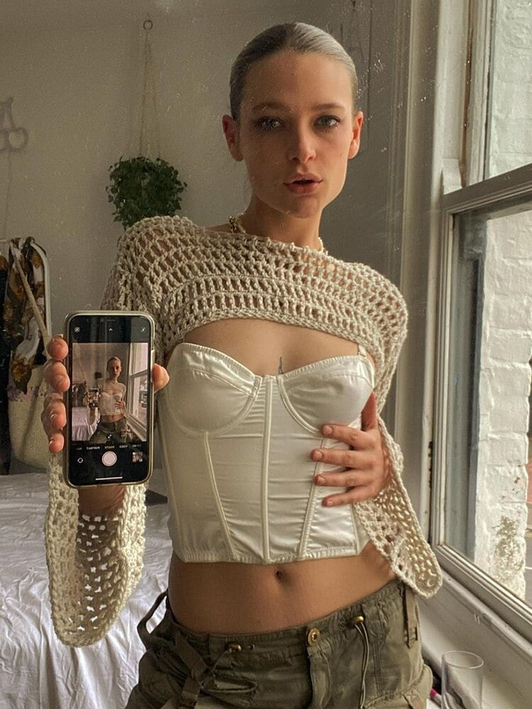 Top corto de punto crochet con manga holgada estilo Y2K Camisetas manga larga Tops El Vestidor de Carlota