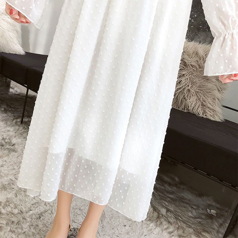Delicado vestido blanco con lunares bordados, de gasa Largos Manga Larga Vestidos Vintage El Vestidor de Carlota