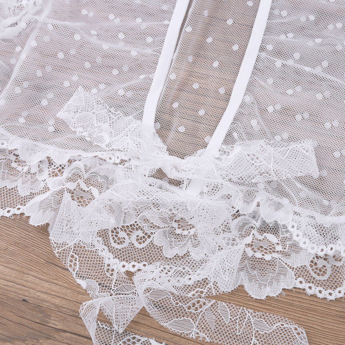 Iiniim mujer suave de malla abierta ver a través de lencería encaje Floral Bralette Copa inalámbrico tanque de sujetador Tops Sexy Club Tops Iiniim mujer suave de malla abierta ver a través de lencería encaje Floral Bralette Copa inalámbrico tanque de sujetador Tops Sexy Club Tops