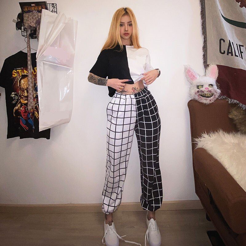 Pantalón chándal con estampado de cuadrilla con camiseta suelta